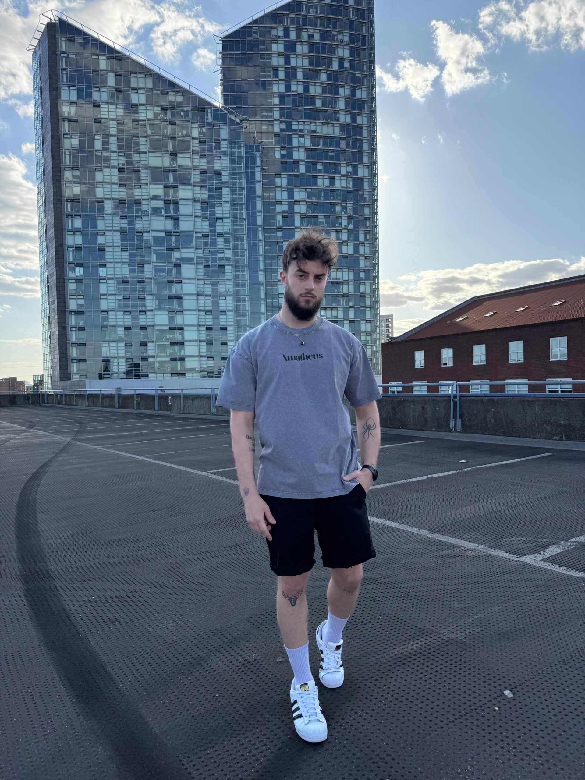 Amatheus Gravity Oversized Tee