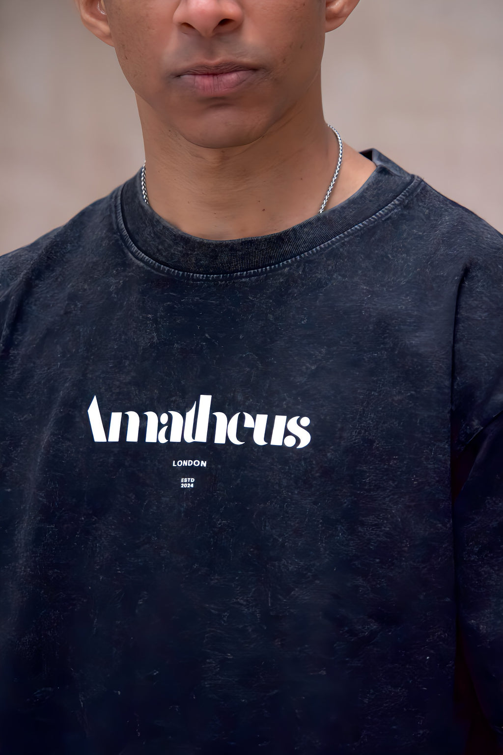 Amatheus Onyx Shadow Oversized Tee
