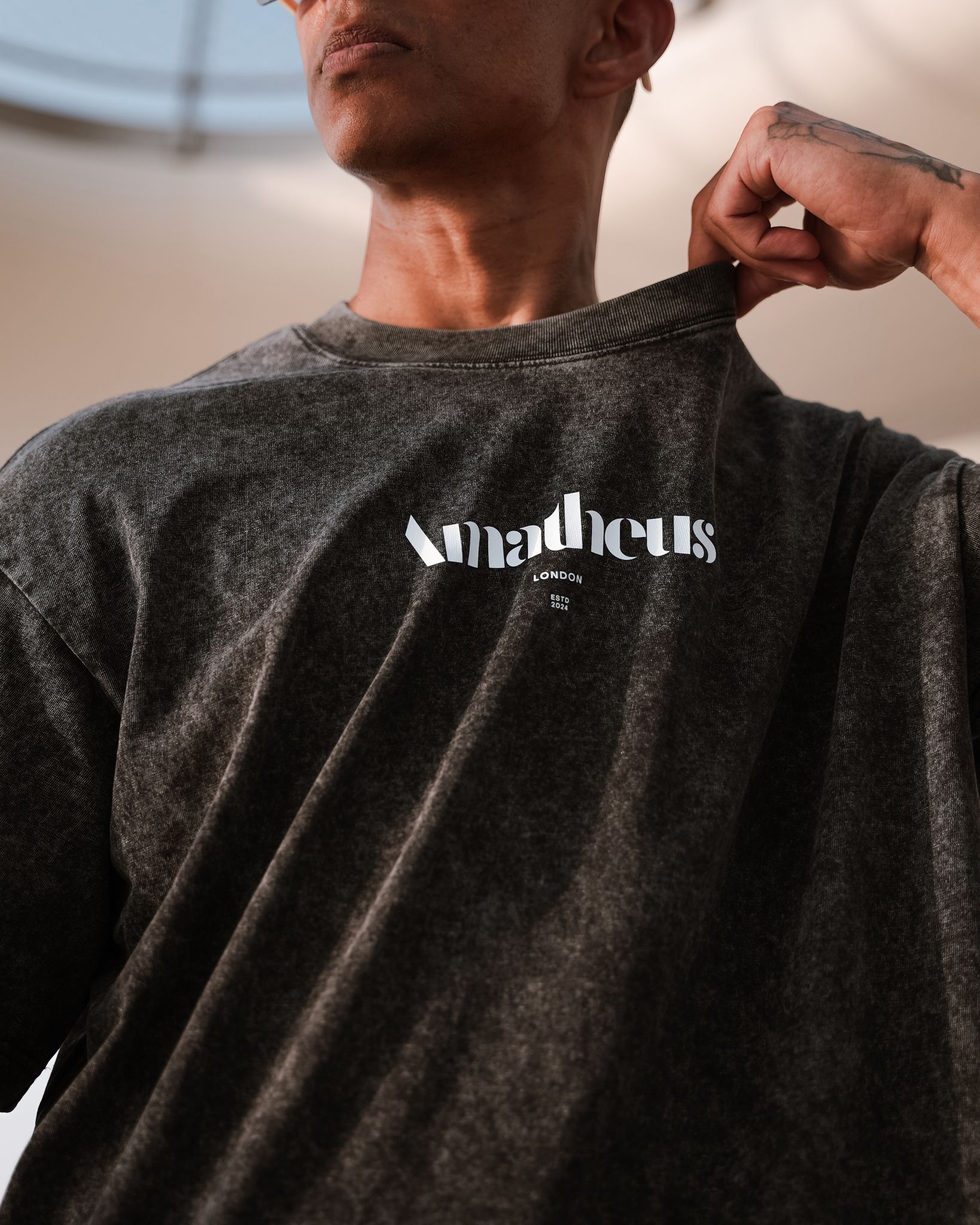 Amatheus Onyx Shadow Oversized Tee